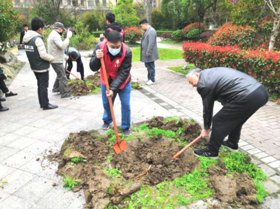 共建“花相”園，耕植鄰里情